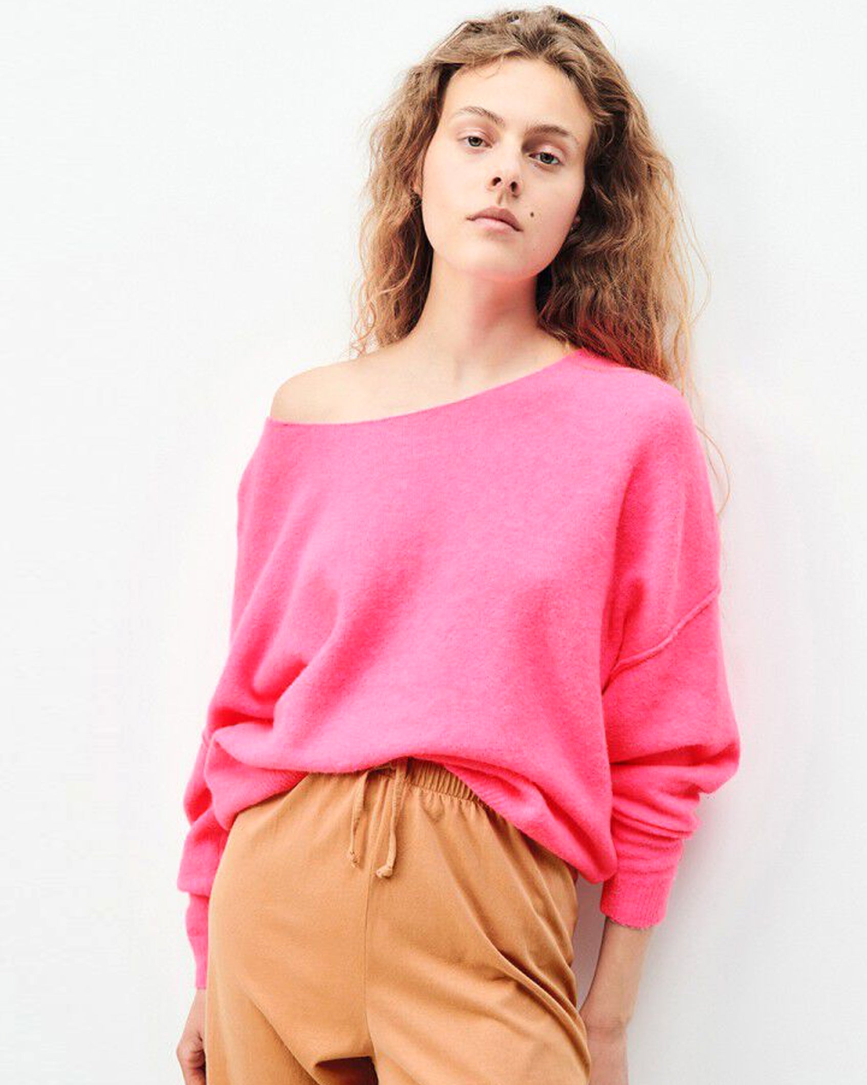Fluro pink jumper deals