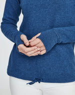 HOLEBROOK Martina Dark Royal Windproof
