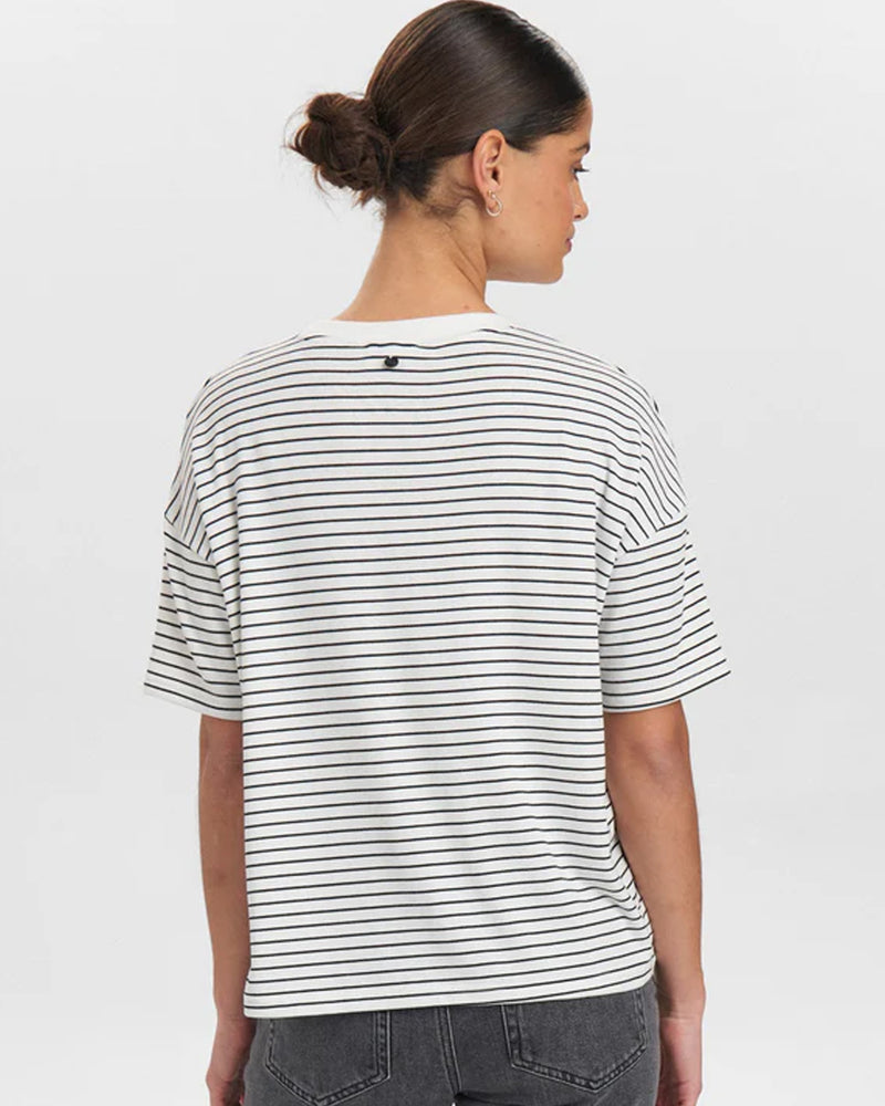 Nubriery Stripe Tee