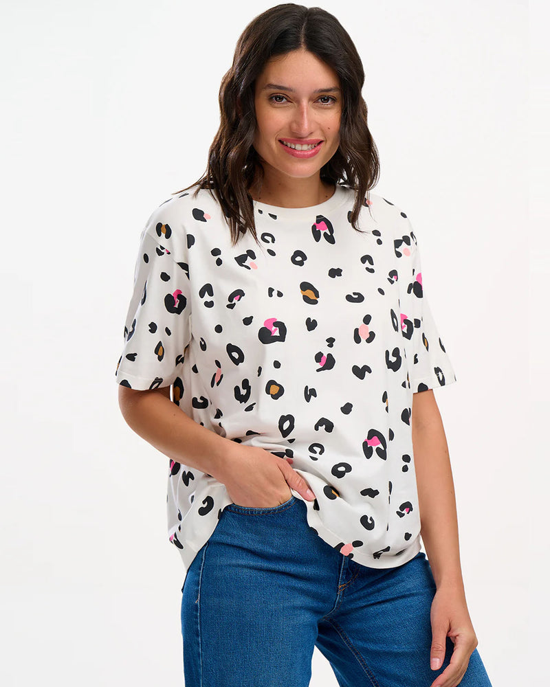 Kinsley Relaxed Pop Leopard Tee