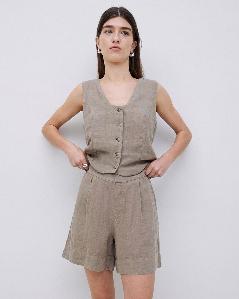 Yerse Portofino Linen Shorts